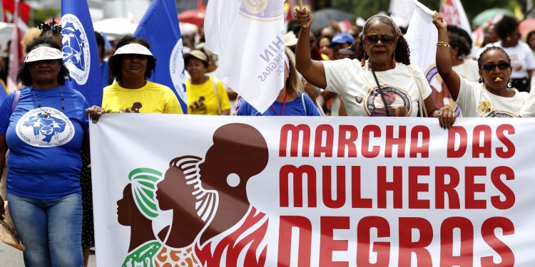 mulheres-negras-do-brasil-e-america-latina-marcham-por-reparacao