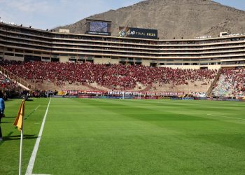 onibus-atrasa-e-final-da-libertadores-comecara-as-18h30-(de-brasilia)