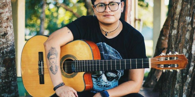 michele-maycoth-interpreta-sucessos-de-maria-gadu-em-noite-romantica-no-ap