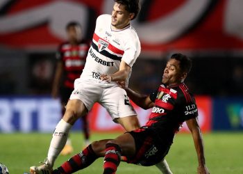 brasileiro:-sao-paulo-arranca-empate-e-impede-fla-de-assumir-lideranca
