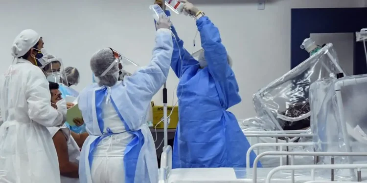 brasil-tem-3-mi-de-profissionais-da-enfermagem;-85%-sao-mulheres