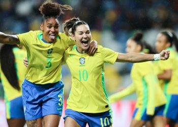 selecao-feminina-fecha-2025-com-goleada-de-5-a-0-sobre-portugal