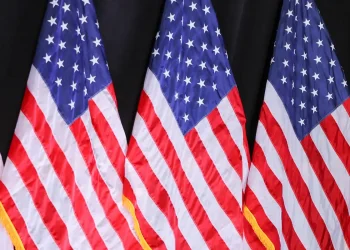 eua-suspendem-pedidos-de-imigracao-de-cidadaos-de-19-paises