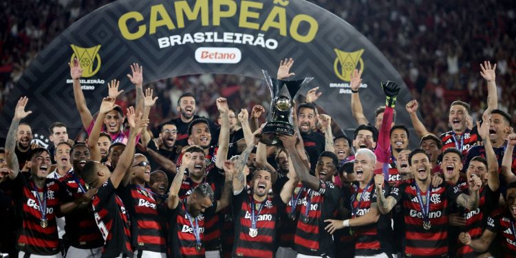 flamengo-vence-o-ceara-no-maraca-e-e-campeao-brasileiro-pela-nona-vez
