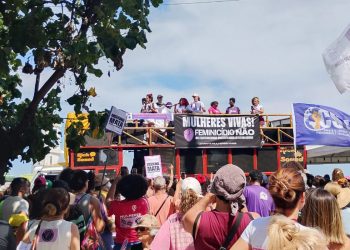 brasileiras-vao-as-ruas-contra-o-feminicidio