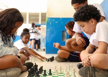 comissao-da-camara-aprova-novo-pne,-com-10%-do-pib-para-educacao