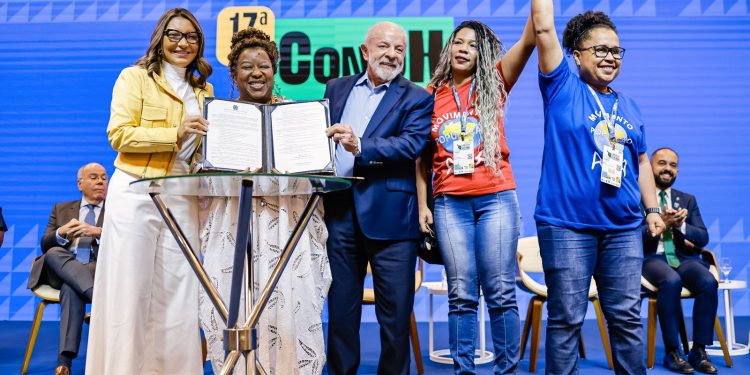 lula-envia-ao-congresso-pl-que-protege-defensores-de-direitos-humanos