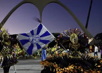 desfiles de-escolas de samba-do-rj-sao-declarados-patrimonio-do-estado