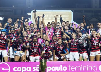 flamengo-goleia-gremio-e-conquista-copinha-feminina