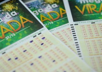 premio-da-mega-sena-da-virada-chega-a-r$-1-bi-e-o-alerta-e-para-golpes