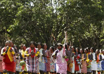 mantendo-tradicoes,-indigenas-celebram-natal-como-o-dia-da-felicidade