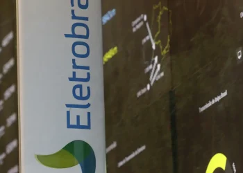 lula-veta-pl-que-permitiria-realocacao-de-empregados-da-eletrobras