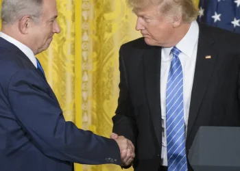 trump-e-netanyahu-se-reunem-nos-eua-para-discutir-cessar-fogo-em-gaza