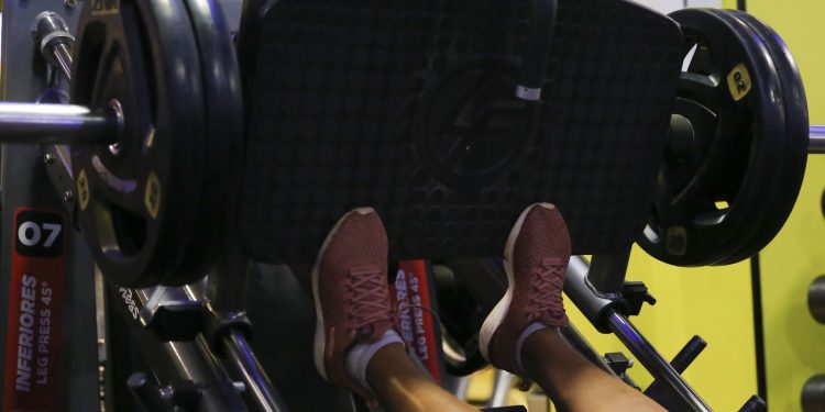 acoes-de-seguranca-na-academia-podem-evitar-acidentes-cardiovasculares