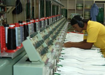 precos-da-industria-nacional-registram-nova-queda,-a-10a-seguida