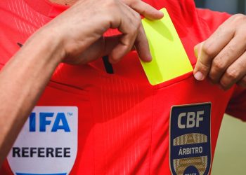 cbf-anuncia-programa-de-profissionalizacao-de-arbitros-de-futebol