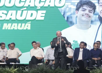 em-maua,-lula-anuncia-instituto-federal,-ubs-e-reajuste-na-merenda