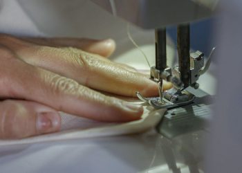 carnaval-gera-oportunidade-para-profissionais-fazerem-renda-extra