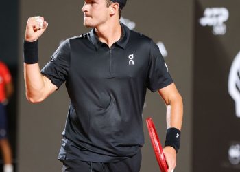 joao-fonseca-vence-thiago-monteiro-em-duelo-brasileiro-pelo-rio-open