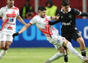 botafogo-sente-altitude-e-perde-para-o-nacional-potosi