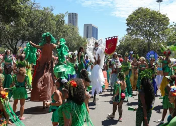 celular-seguro:-bloqueio-de-aparelhos-cresceu-40%-no-carnaval-2026