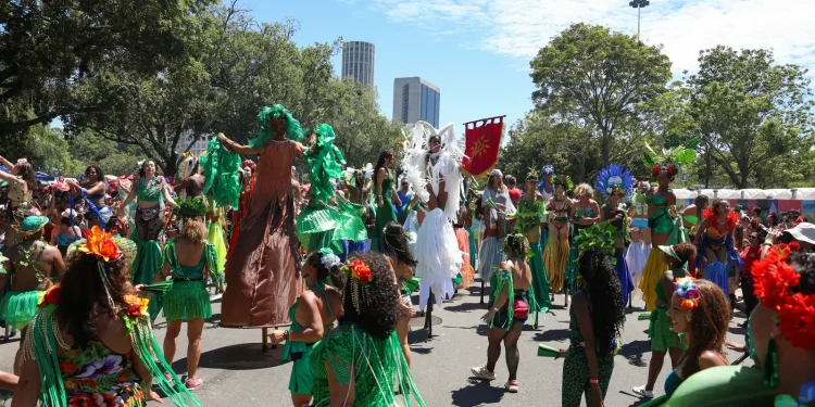 celular-seguro:-bloqueio-de-aparelhos-cresceu-40%-no-carnaval-2026