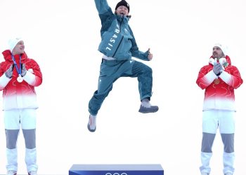 jogos-de-inverno:-brasil-conquista-1a-medalha-e-bate-recorde-digital