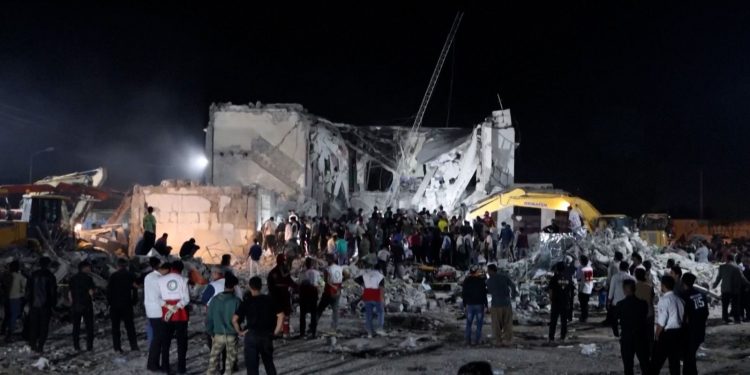 ira-reage-a-ataques-e-conflito-amplia-tensao-no-oriente-medio