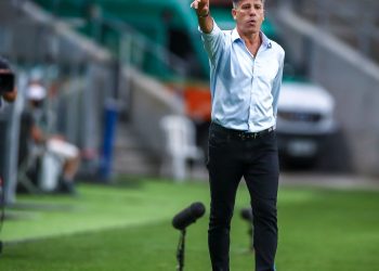 vasco-anuncia-acerto-com-o-tecnico-renato-gaucho