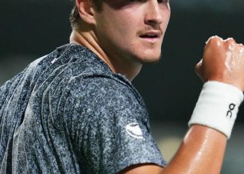 joao-fonseca-estreia-bem-e-tera-kashanov-pela-frente-em-indian-wells