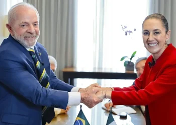 por-telefone,-lula-convida-presidente-do-mexico-a-visitar-o-brasil