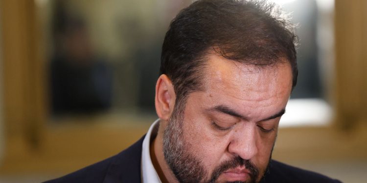 nunes-marques-pede-vista-e-adia-julgamento-de-claudio-castro-no-tse