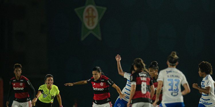 flamengo-e-cruzeiro-empatam-na-abertura-da-4a-rodada-do-br-feminino