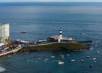 capital-baiana-completa-477-anos-no-domingo,-encantando-visitantes