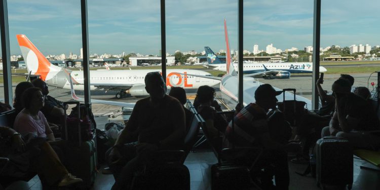pane-no-trafego-aereo-causa-transtorno-nos-aeroportos-de-sao-paulo