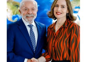 ana-cristina-silveira-assume-comando-da-presidencia-do-inss