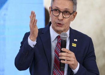 gilmar-mendes-pede-inclusao-de-romeu-zema-no-inquerito-das-fake-news