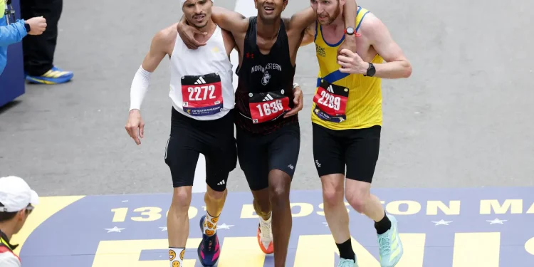 brasileiro-vira-manchete-por-ato-de-empatia-na-maratona-de-boston
