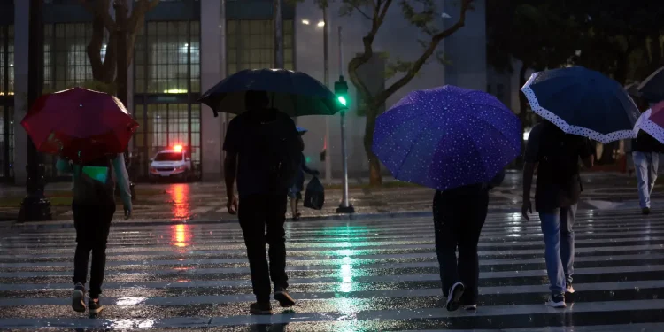 inmet-preve-chuva-em-grande-parte-do-pais-no-fim-de-semana