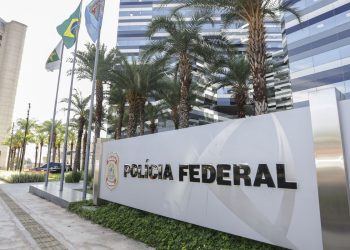 pf-prende-chileno-por-suspeita-de-injuria-racial-e-homofobia-em-voo