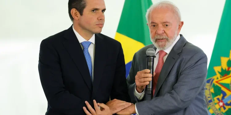 lula-e-hugo-motta-se-reunem-para-discutir-sobre-fim-da-escala-6×1