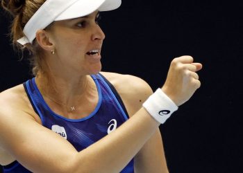 roland-garros:-bia-haddad-e-demoliner-vencem-estreias-nas-duplas