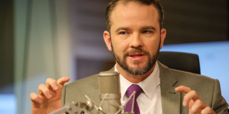 declaracao-do-imposto-de-renda-sera-automatica,-diz-ministro