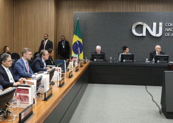 grupo-de-trabalho-do-cnj-vai-revisar-“penduricalhos”-pagos-a-juizes