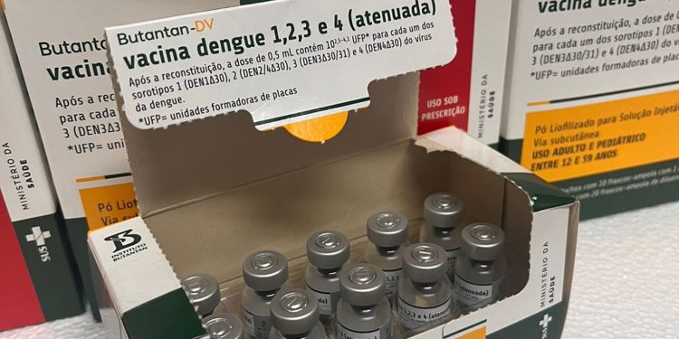 ministerio-suspende-vacinacao-contra-dengue-com-imunizante-do-butantan