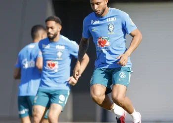 com-ederson,-brasil-reune-representantes-de-78-clubes-em-copas