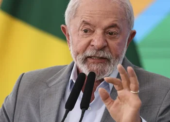 lula-manda-recado-a-ancelotti-e-pede-que-selecao-jogue-a-copa-com-alma