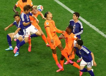 com-etapa-final-animada,-japao-e-holanda-empatam-pelo-grupo-f-da-copa