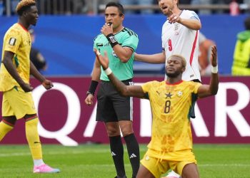 gana-segura-inglaterra-e-duelo-de-lideres-do-grupo-l-nao-sai-do-zero