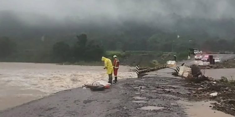 defesa-civil-do-rs-emite-alerta-para-chuvas-intensas-e-volumosas